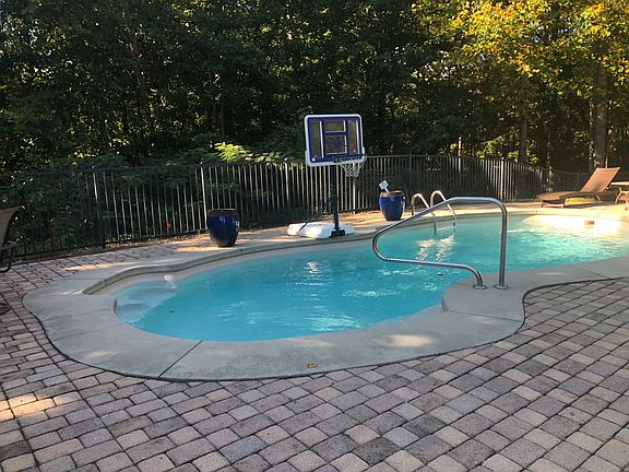 Poolside basketball goal