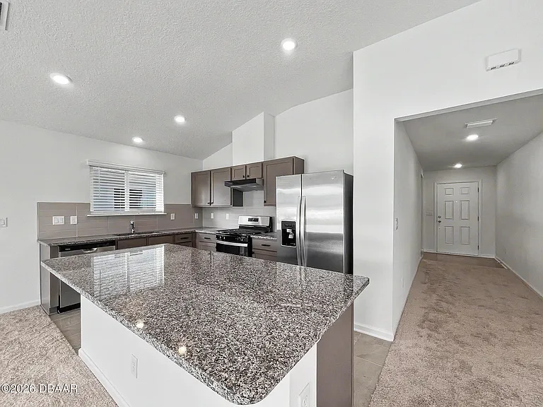 55 Signet Cir — Photo 21