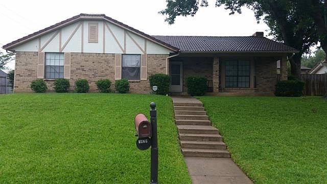 1st image of 1829 Wisteria Dr