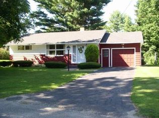 9 Crest Rd, Cheshire, MA 01225