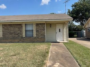 2502 Comanche Trl, Waco, TX 76712