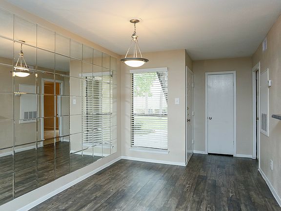 5th image of 1601 Wooded Pine Dr APT 323