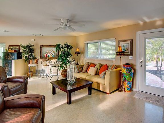 4th image of 4122 Miller Dr