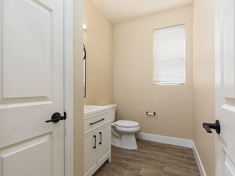 8723 Evan Lilas St — Photo 13