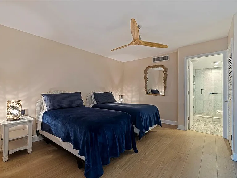 7650 Bayshore Dr #1005 — Photo 29