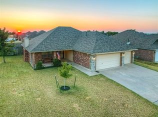 4600 Oasis Ln, Yukon, OK 73099