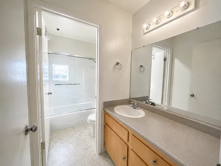 1239 E Foothill Blvd #104 — Photo 13