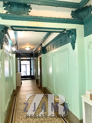 Rented by Zjama Realty Corp | media 20