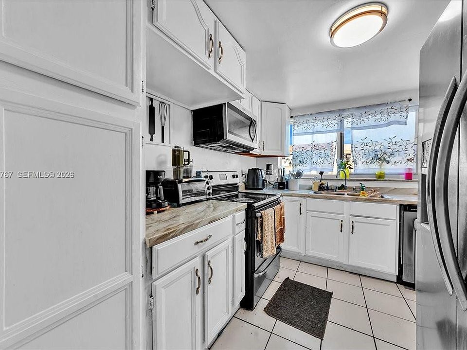 1st image of 2451 NW 41st Ave APT 304