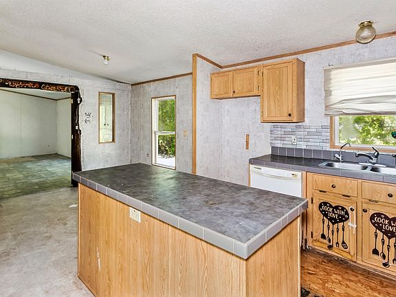 5th image of 10907 SW River Valley Rd