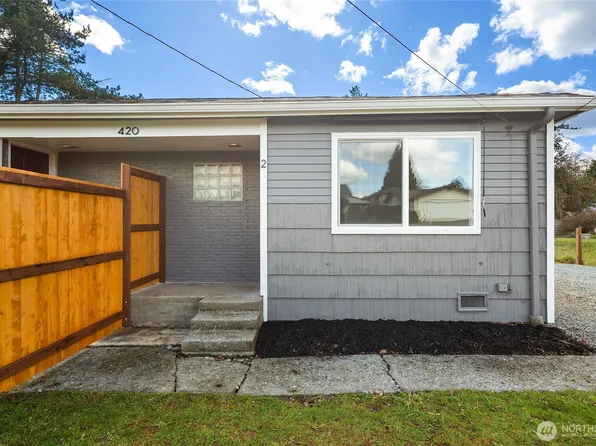420 107th Place SW #2, Everett, WA 98204