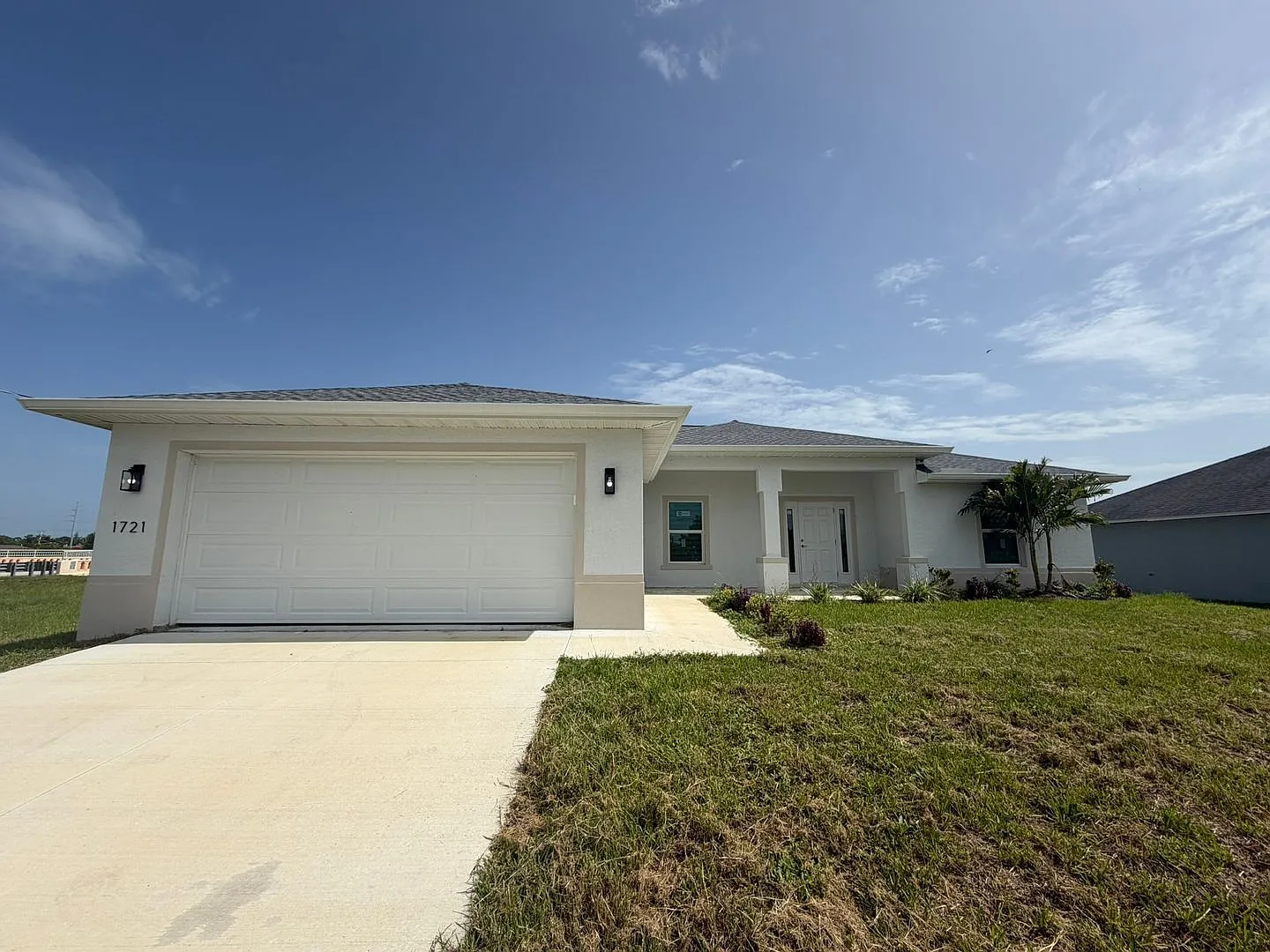 4 bed, 3.0 bath, 1683 sqft, $2,200 — Photo 1