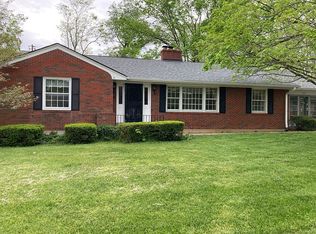 832 Ashland Ave, Shelbyville, KY 40065