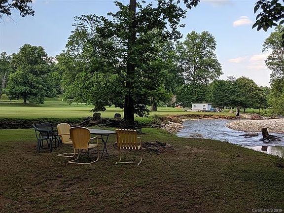 3rd image of 20 44 & 70 Hood Valley Ln