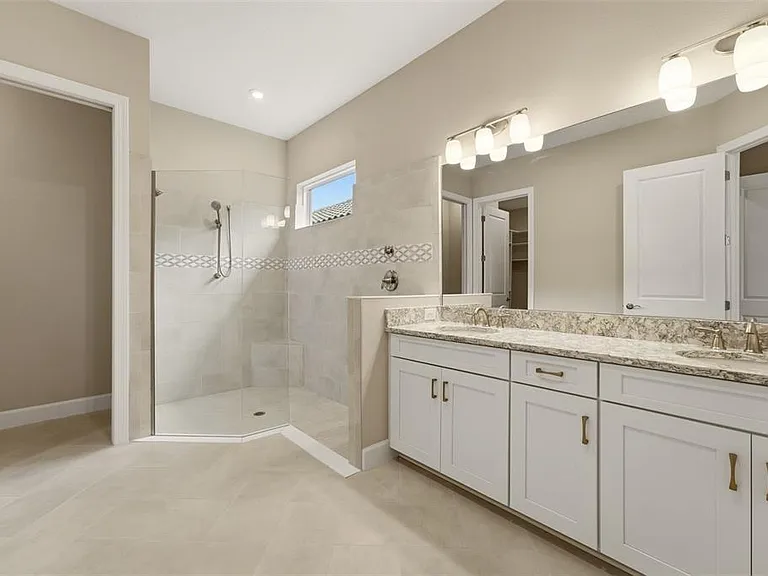7708 Moonbeam Ave — Photo 21