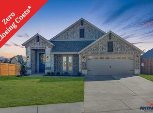 308 Abbott Ln, Waxahachie, TX 75165