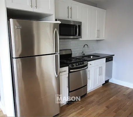 Rented by Mason Group LLC | media 26