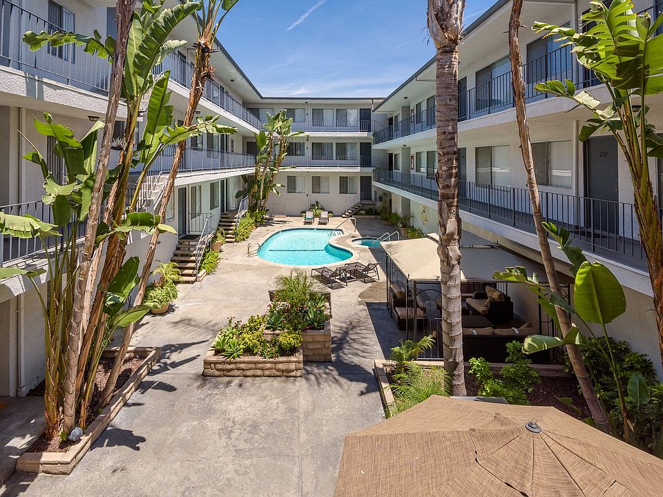 The Grove Apartment Rentals with Virtual tours Studio City, CA Zillow