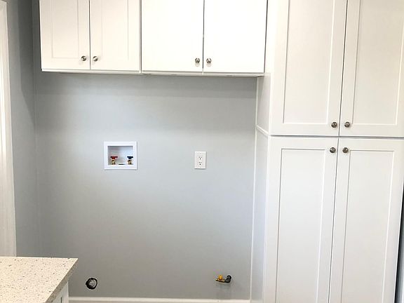 3rd image of 518-524 S 6th St #520-B