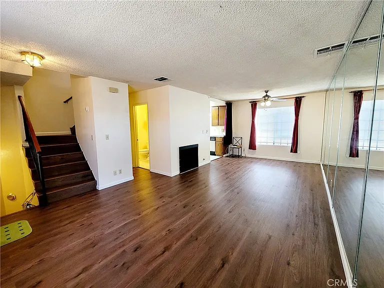 2411 S Baldwin Ave #B — Photo 5