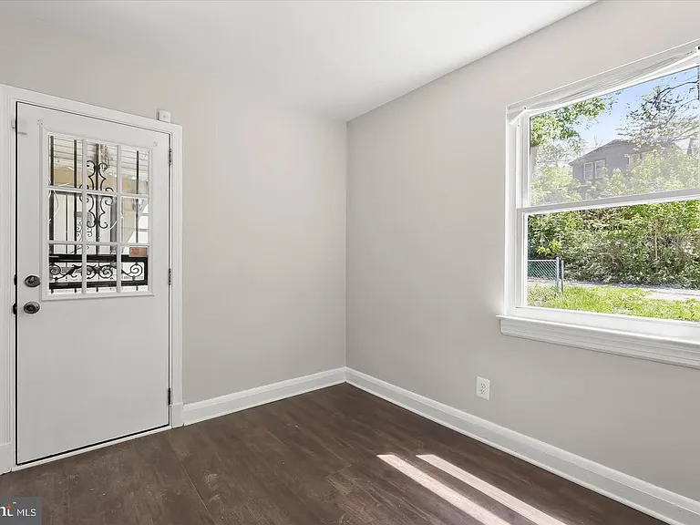 4015 Duvall Ave — Photo 19
