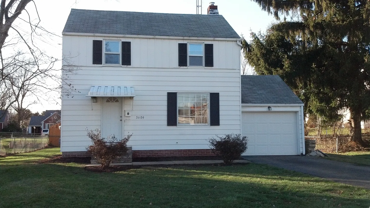 3609 Arnold Ave NW photo 1