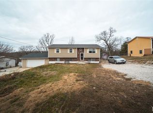 24235 Thames Ln, Saint Robert, MO 65584