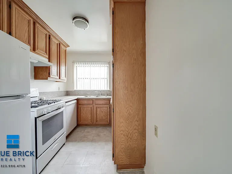 9633 W Olympic Blvd #10 — Photo 9