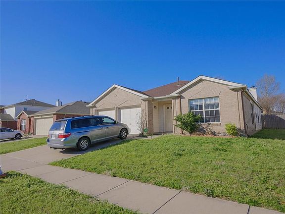 2nd image of 6732 Meadowcrest Dr