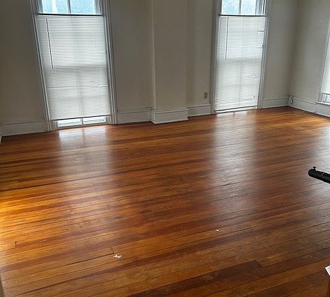2nd image of 403 E 11th Ave APT 3