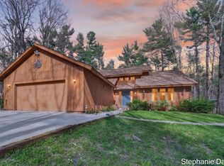 848 Scenic Dr, Muskegon, MI 49445