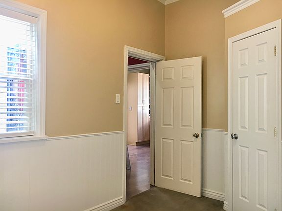 5th image of 1163 E Wilson Ave #1