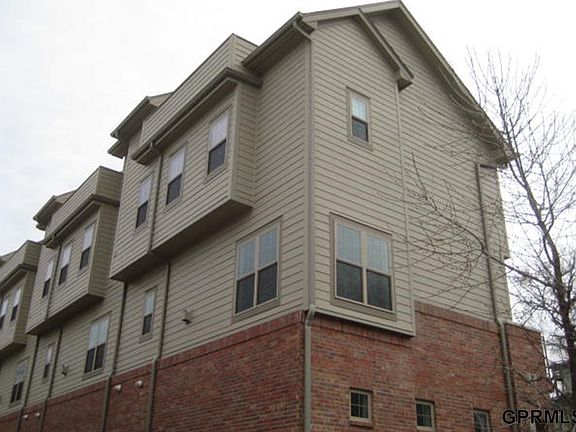 3rd image of 4908 Davenport St APT 1