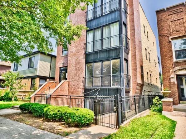 6439 N Rockwell St APT 2, Chicago, IL 60645