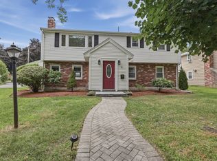 4 Groveland Rd, Melrose, MA 02176