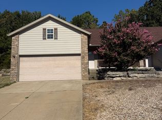 14 Lakeshore Dr #B, Kimberling City, MO 65686