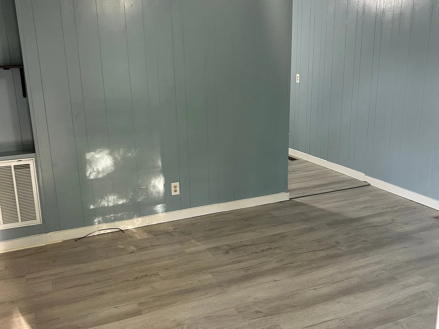 2 bed, 1.0 bath, 707 sqft, $1,100 — Photo 3