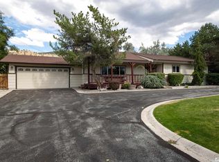 13750 Rancheros Dr, Reno, NV 89521