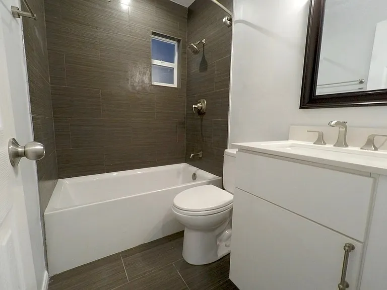 5824 College Ave #1 — Photo 4