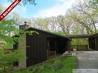 N1664 Timber Ln, La Crosse, WI 54601