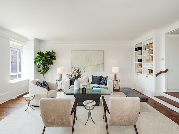 4th image of 25 Central Park W APT 21K