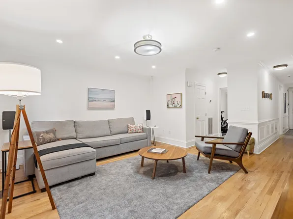 1111 Bloomfield Street image 27 of 36