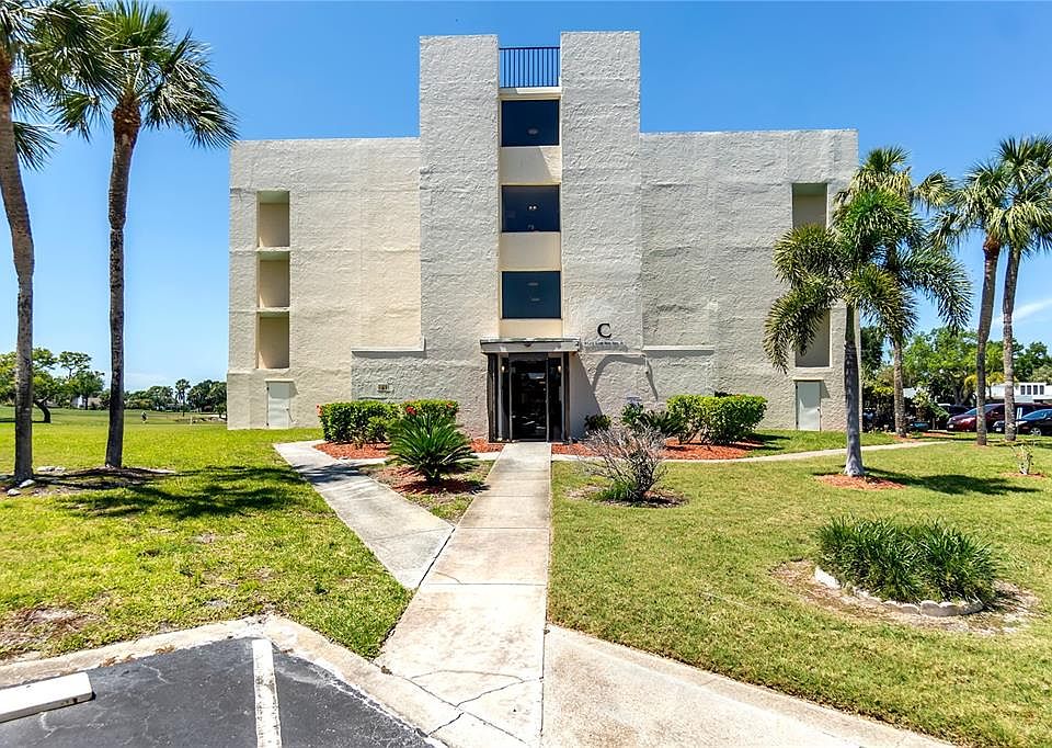 1st image of 4119 61ST AVENUE TERRACE W #102