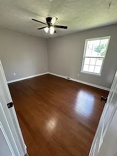 407 Bertha Way — Photo 24