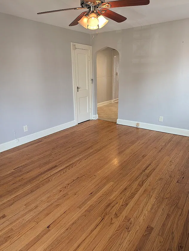 2 bed, 900 sqft, $1,300 — Photo 4