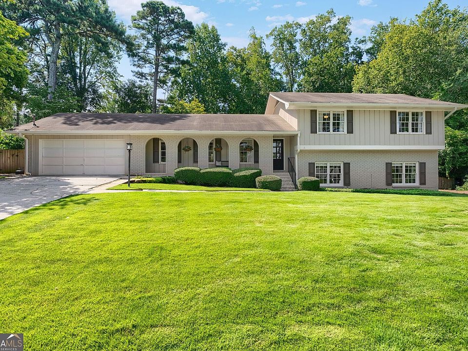 1st image of 1475 Carnaby Ct