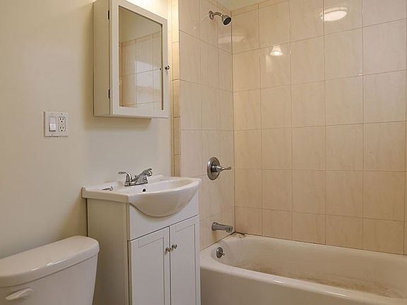 5th image of 760 Geary St #204