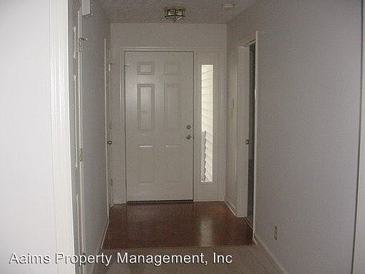 2nd image of 325 Waterdown Dr APT 7