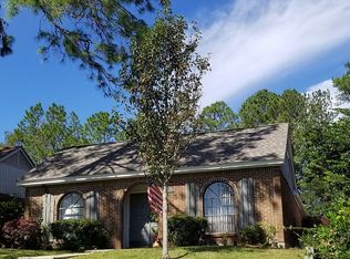 5734 Green Tree Rd, Mobile, AL 36609