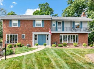 5892 Lorene Dr, Bethel Park, PA 15102